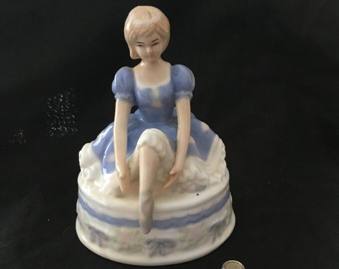 Ceramic Music Box Dancer, Ceramic Dancer Figurine, Musical Figurine