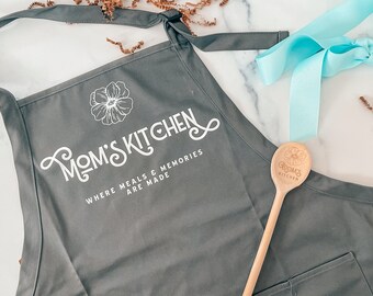 Kitchen Apron, Aprons for Women Personalized, Personalized Gifts for Mom, Mothers Day Gift from Son,