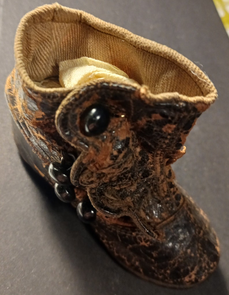 Antique Baby Shoe 1800s leather Strange Familiars Curiosity of the Week 111 image 4