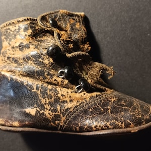 Antique Baby Shoe 1800s leather Strange Familiars Curiosity of the Week 111 image 1