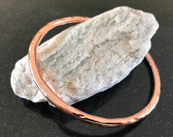 Bracelet jonc en cuivre, fil de cuivre martelé de calibre 6, brillant, cadeau du 7e anniversaire