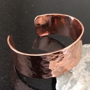 Copper Cuff Bracelet - Adjustable, Hammered 16 Gauge Copper, Shiny, 1 Inch (2.54 cm) Wide, 7th Anniversary Gift - Handcrafted by JW