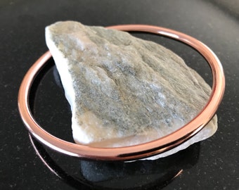 Copper Bangle Bracelet - 6 Gauge Copper Wire, Shiny, 7th Anniversary Gift - Handcrafted by JW