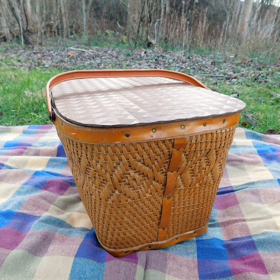 Vintage Red Man Picnic BasketFarmhouse Storage Baske… Gem