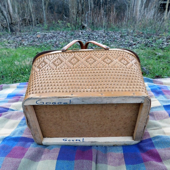 Vintage Red Man Picnic BasketFarmhouse Storage Baske… Gem