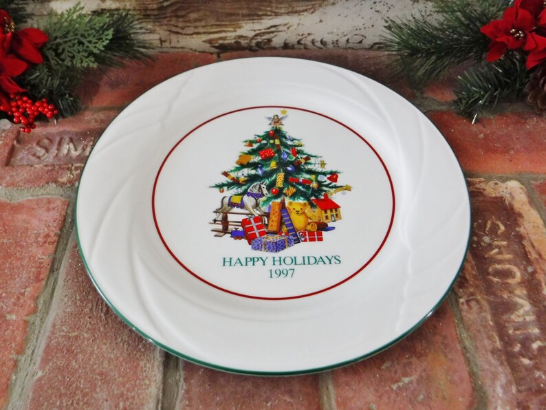 Decorative Christmas Plate/christmas Tree Plate/corning Etsy