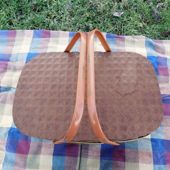 Vintage Red Man Picnic BasketFarmhouse Storage Baske… Gem