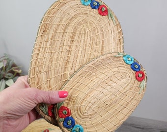 Set of 4 Vintage Straw Grass Trivets/Hot Pads-Oval with Raffia Flowers