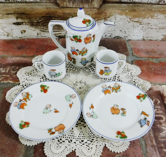 children's play dishes set