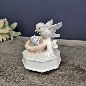 Vintage Bird Music Box by OTAGIRI Japan-Gift for New Mom and Baby