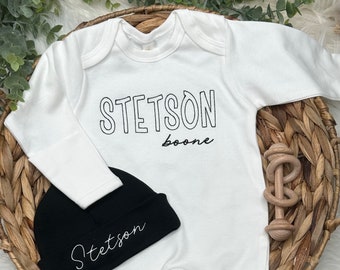 Personalized neutral baby romper and hat set, custom infant boy coming home outfit, baby shower gift, sleeper with footies, baby boy sleeper