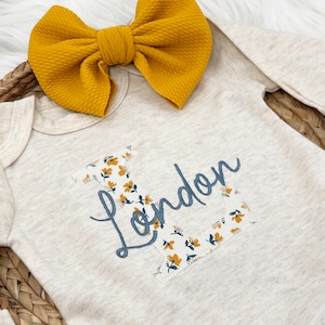 Personalized oatmeal baby girl gown and bow set | Vintage floral infant coming home outfit | Baby shower gift | Teal Mustard Hospital Outfit