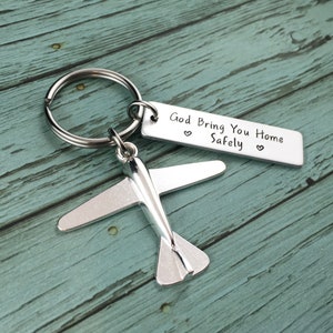 Fly Safe Keychain, Pilot Keychain, Pilot Gifts, Gift For Flight Attendant, Travel Gift, Personalised Pilot Graduation Gift, Traveller Gift image 6