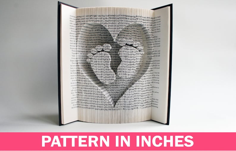 Modèle de pliage de livres en pouces Pieds de bébé en coeur : tutoriel de pliage de livres, couper et plier, téléchargements gratuits pour personnaliser votre cadeau image 1