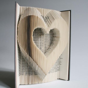 Heart Book Folding Pattern + cuts: Plus free printable downloads (pdf) to personalise your gift and full step by step tutorial.