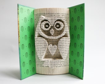 Book Folding Pattern Owl: Book Folding Tutorial, Cut and Fold, Free printable downloads to personalise your gift