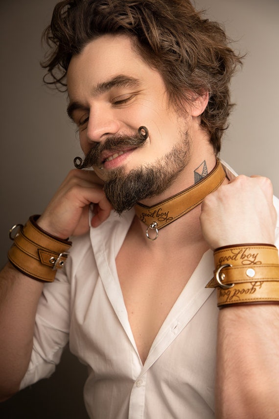 Leder BDSM Halsband Kalligraphie "good boy" schmal - braun antik - Etsy.de