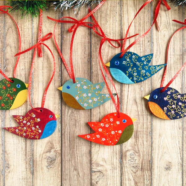 Bird ornaments, Colorful wooden birds, Hand painted ornaments, Bird lover gift, Birds decor for home, Small birds made of wood