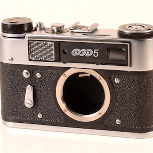 Cámara Leica URSS de 35 mm con telémetro, modelo FED 5, en funcionamiento, lista para usar y revisada.