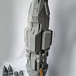 50 inch! 4 FOOT TALL- The Expanse Rocinante &quot;Roci&quot; replica (it&#39;s Huge!)