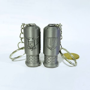 Apex Legends Phoenix Kit Keychain image 4