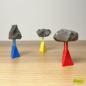 Rock Holder | Stellar Rock Display to Elevate Your Rock Collection with a 3D Printed Mineral Display Stand