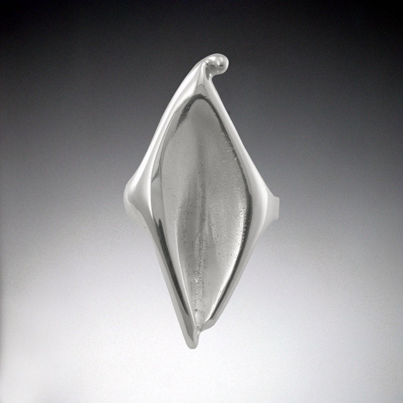 Indira Ring main image 1
