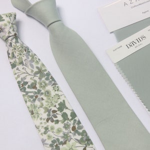 Floral neck tie, dusty sage floral Groom Tie,agave  sage tie, green Flower tie, match David's bride Wedding tie, Men's  tie, Groomsmen tie