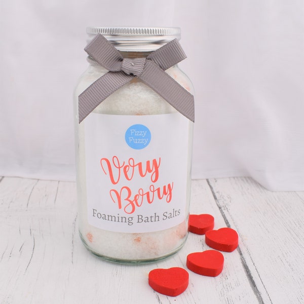 Very Berry Luxury Foaming Bath Salts. Handmade by Fizzy Fuzzy in the UK. Plastic Free. Vegan.