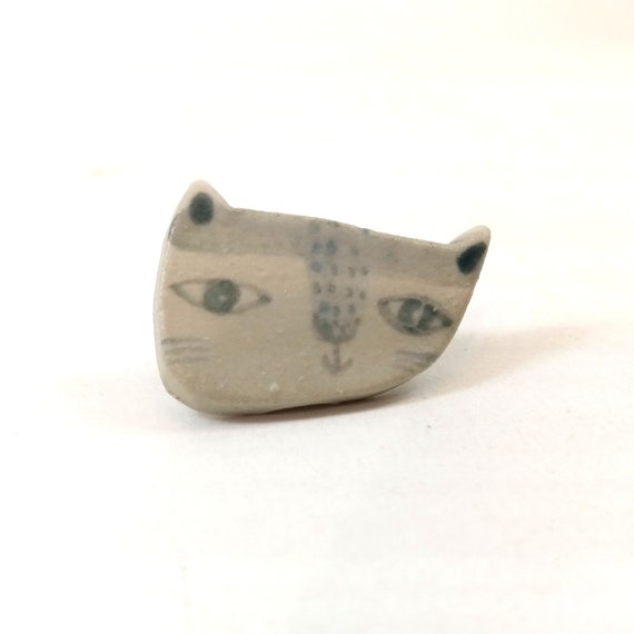 Vintage ceramic cat brooch handmade porcelain han… - image 6