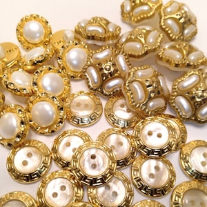 10 pcs Gold Pearl White vintage buttons shank hole button dress decor assorted sewing supply DIY buttons dead stock 16mm 21mm