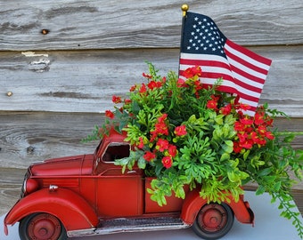 Personalized Red truck Arrangement, Patriotic Farm Truck Floral Decor, 4th of July Farmhouse Centerpiece, Rustic Metal Truck Decor