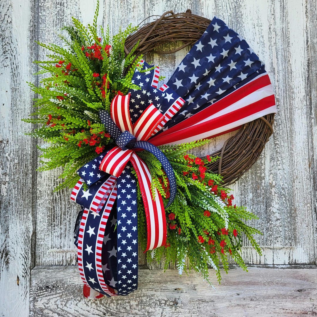 Patriotic Grapevine Wreath for Front Door, July 4th Red White Blue ...