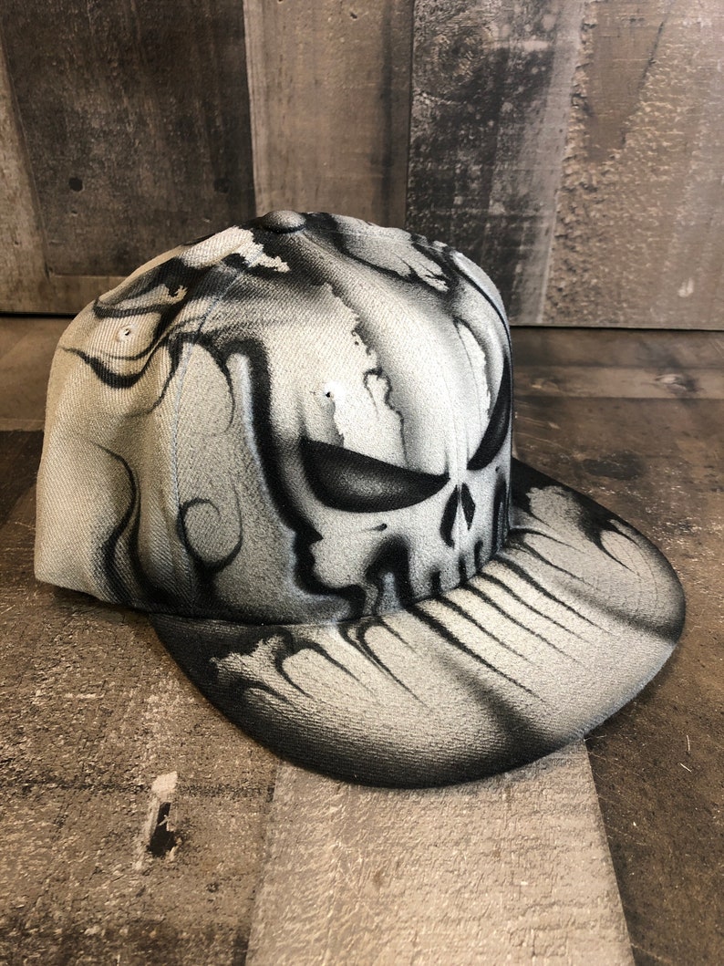 Original FLEXFIT Cap Punisher schwarz bestickt | Café Viereck