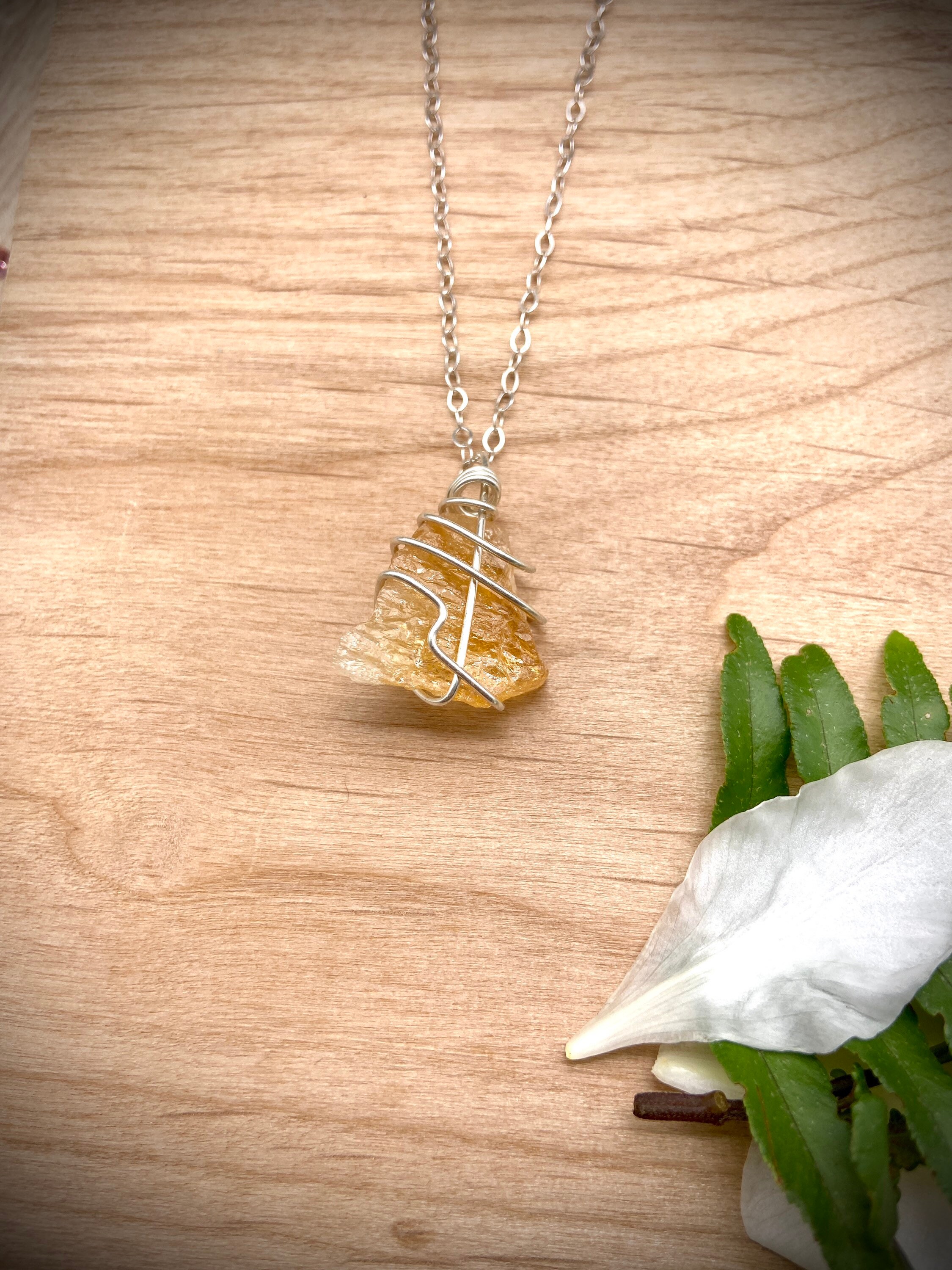 Cirina cruda Cirina natural Collar de cirina Colgante de Etsy