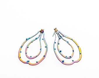 Magic Electricity of Avocado Fruit. Pure Titanium Earrings. Hypoallergenic Unique piece unrepeatable Tiqualia. Handcrafted in Finland 2022.
