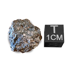 5.52g Lunar Meteorite