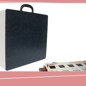 Étui de transport pour disques LP par Cheney | années 1960 | Étui de rangement pour accordéon en vinyle 12" | Étui de rangement LP bleu foncé et blanc | Boîte à disques vintage