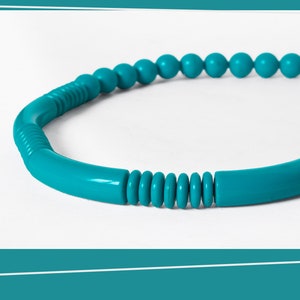 Turquoise Chocker Necklace | 1980s |  Geometric Mod Beads | Mid Century | Vintage Plastic | Vintage Jewelry