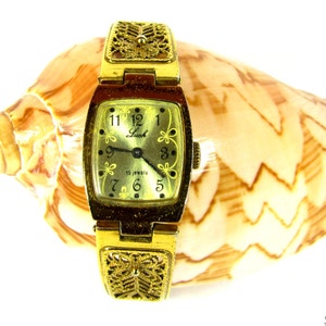 Luch Watch | 2209 | Womens Wrist Watch | 23 Jewels | Gold plated | 1MChZ | Original | 1970s | USSR | RARE | Serviced | Gift idea |