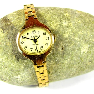 Zarja | Zaria | Womens wrist watch | AU Gold Plated | Ladies watch | 1960s | 1MChZ | Original | RARE | USSR | Serviced | Gift for women |