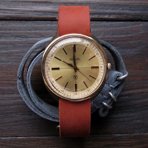 Men&#39;s Vintage Watch | Raketa Watch | Mens Wrist Watch | Gold plated | USSR | Vintage | Watch Gift | Gift for Men | Gift idea | Mens gift |
