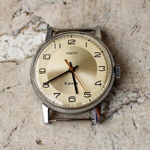 Vintage Pobeda USSR Watch: 15 Jewel Mechanical Mens Wristwatch
