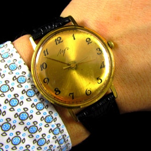 Vintage Luch verguld polshorloge: jaren 60 USSR, 23 juwelen