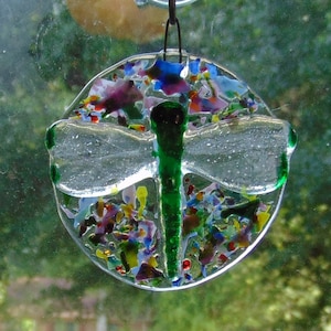 Handmade Iridescent Green Dragonfly Summer Round Garden Ornament Sun Catcher