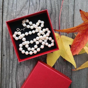 Set 4 Scatoline Portagioelli In Carta Kraft, 8x7,5x1,7 Cm, Con Imbottitura Morbida, Ideali Per Anelli, Orecchini E Collane, Confezione Regalo Elegante