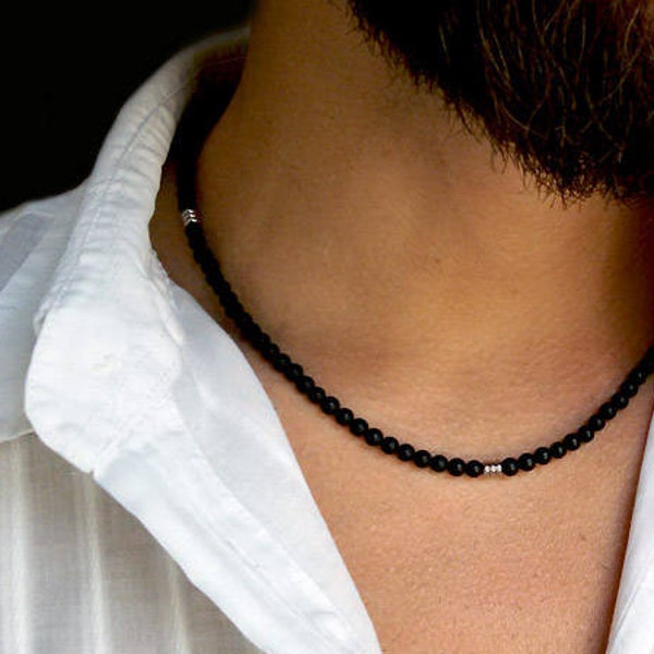 Collier pour homme en onyx noir et acier. Collier en onyx pour homme. Bijoux pour hommes. Collier noir. Idée cadeau pour homme