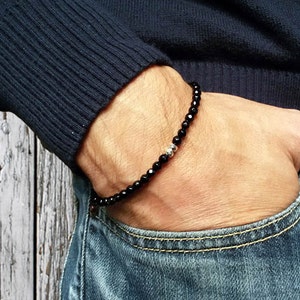 Pulseira masculina de ônix preta e prata esterlina. Pulseira masculina de ônix. Pulseira masculina de pedra. Presentes para ele. Pulseira de pedra preta.