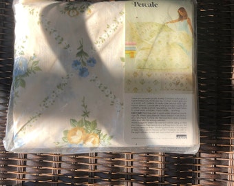 Vtg Montgomery Ward Percale 50/50 QUEEN Flat Sheet Cream White Blue Gold Trallis Rose, Floral NIP Sealed