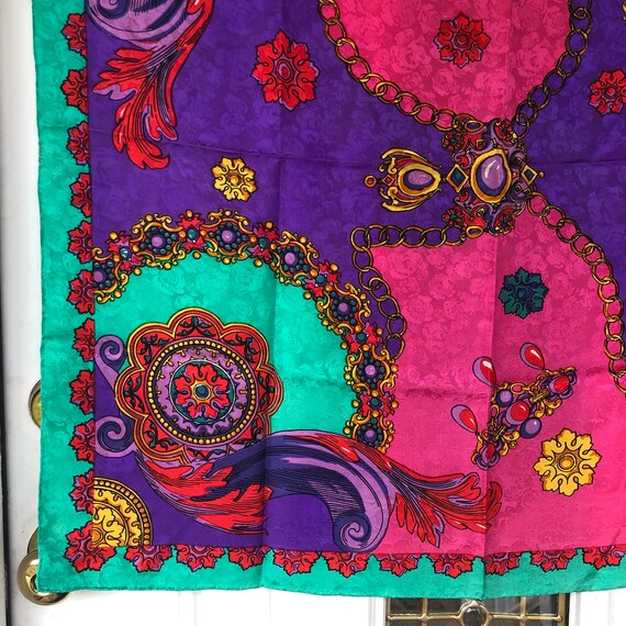 Silk Scarf - Vtg 70s Bold French Twill Baroque Green Purple Fuchsia, Chain Feather Print 32 inch square, lacking full tag View 5